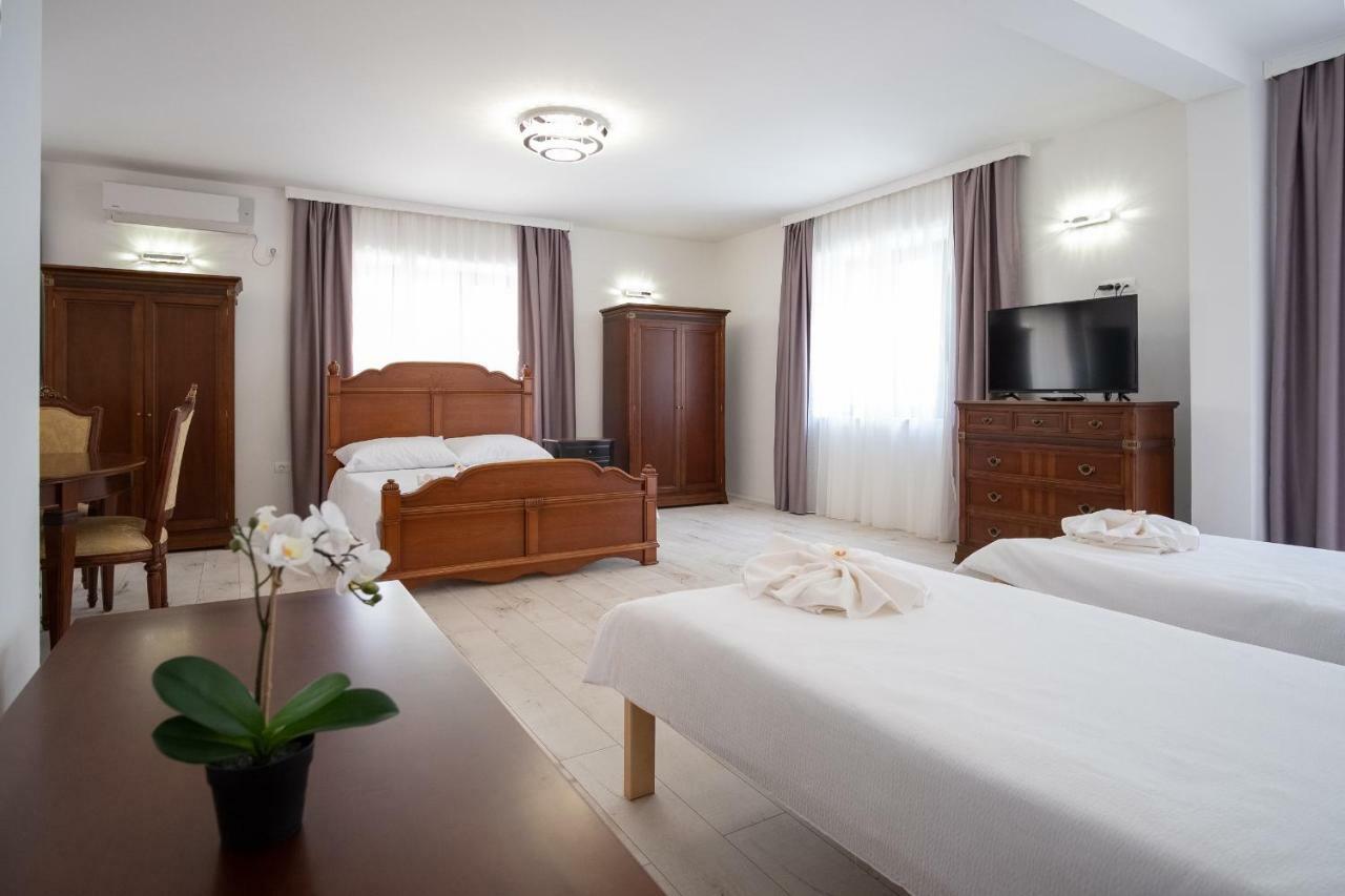 Apartmani Vila Kosa 特雷比涅 外观 照片
