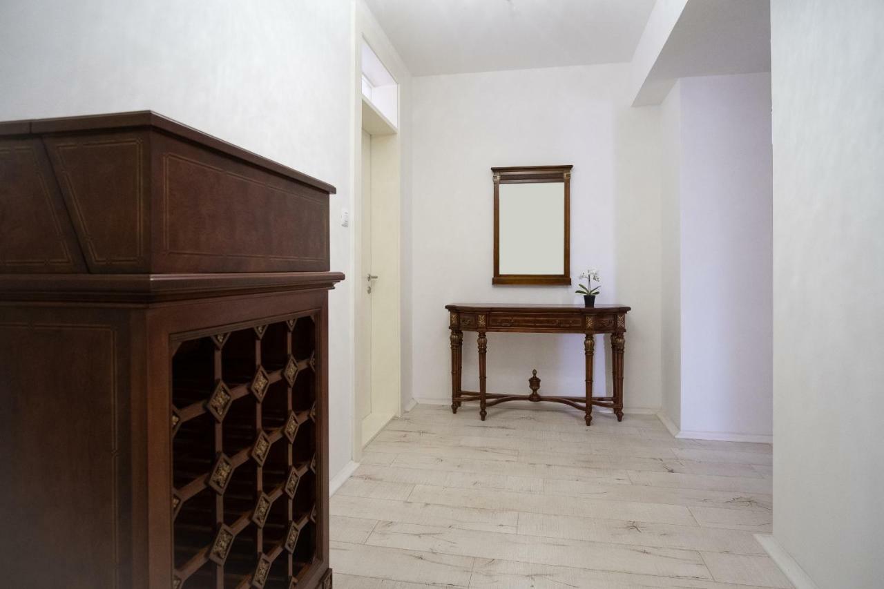 Apartmani Vila Kosa 特雷比涅 外观 照片